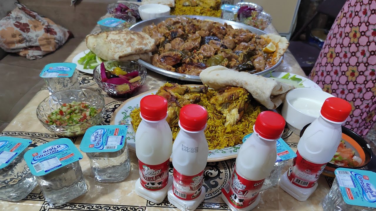 عزيمة ابيت عمي🤗 بت عمي طبختلنا دولمة تجنن😋كلش اتونسنا مشاهدة ممتعة 🌷