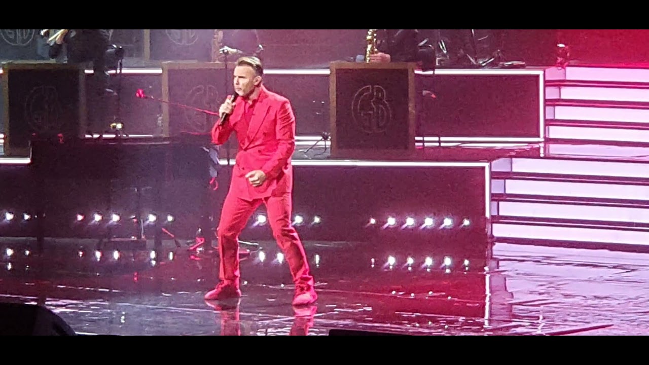 Gary Barlow {Live} Who's Driving This Thing? - 3 Arena, The Point, Dublin, IRELAND 2021 🇮🇪