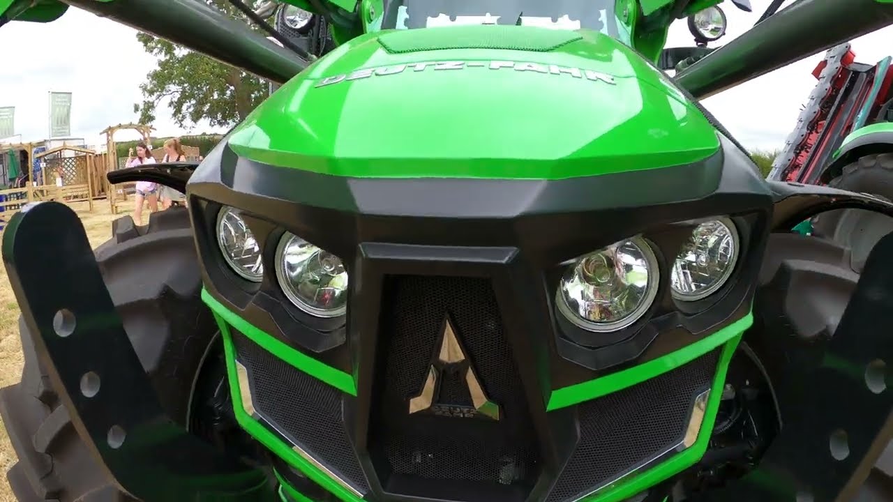 2025 Deutz-Fahr 5115 3.8 Litre 4-Cyl Diesel Tractor (113 HP) McHale V6 750 at Houghton at Blaston