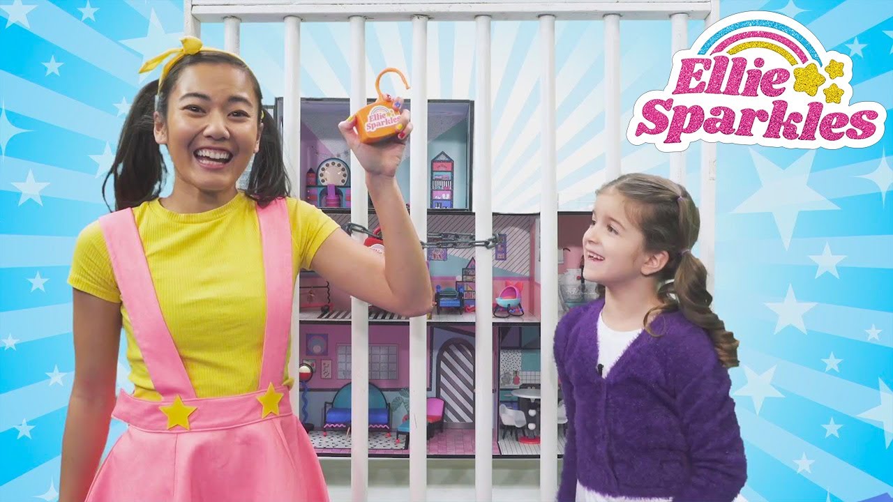 Ellie Saves LOL Dolls! Prize Punch Escape! | Ellie Sparkles World - WildBrain | Full HD Episodes