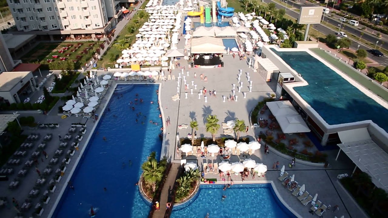 Grand Park Lara New Video