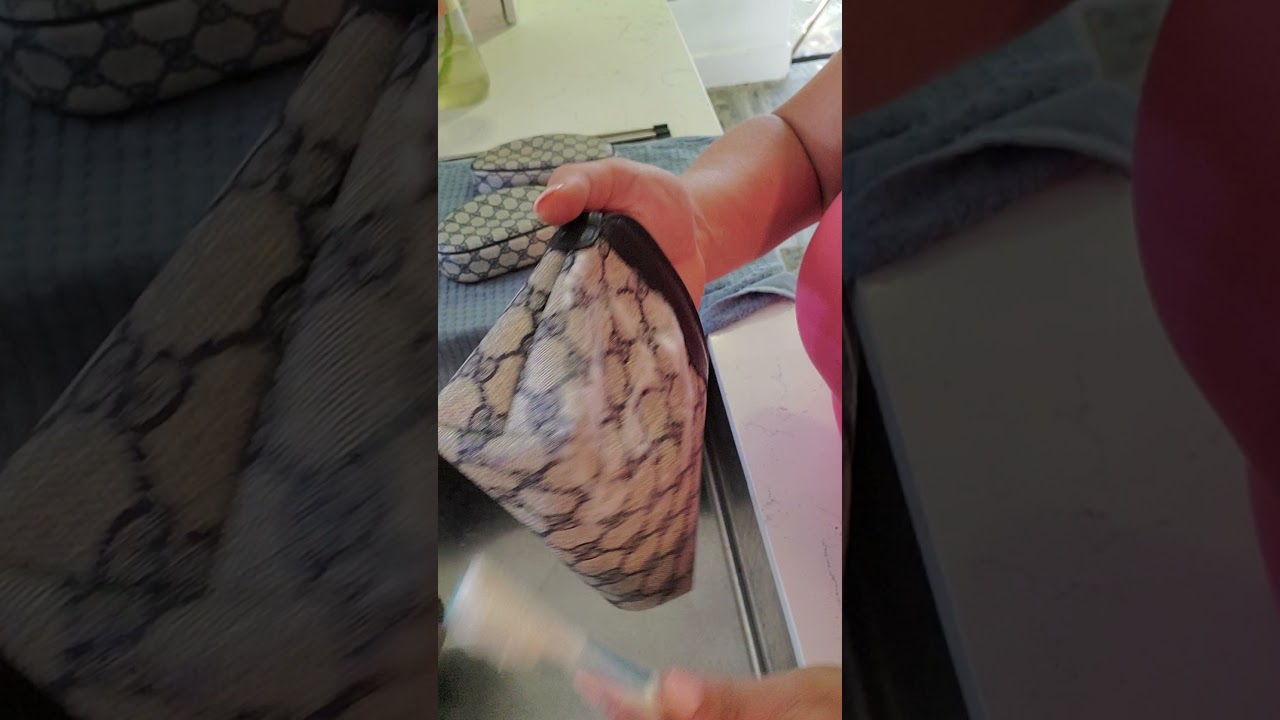 cleaning  leather /canvas on Vintage Gucci pouch bag
