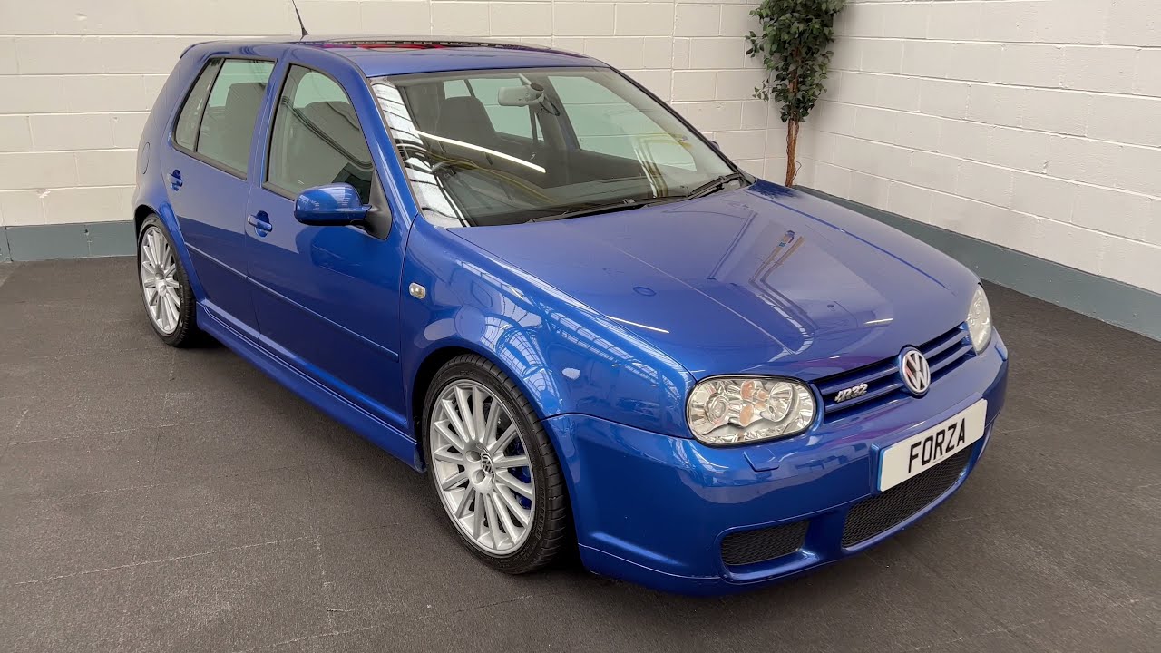 Volkswagen Golf Mk4 R32 5 door Deep Blue Konig Bucket seats, Sunroof, Xenon headlights FORZALINE LTD