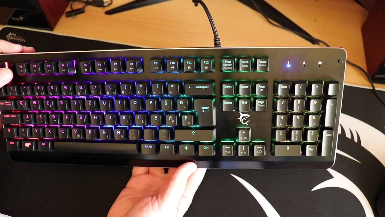 White Shark Legionnaire-X jeftina mehanička tipkovnica s hrvatskim rasporedom tipki i RGB-om