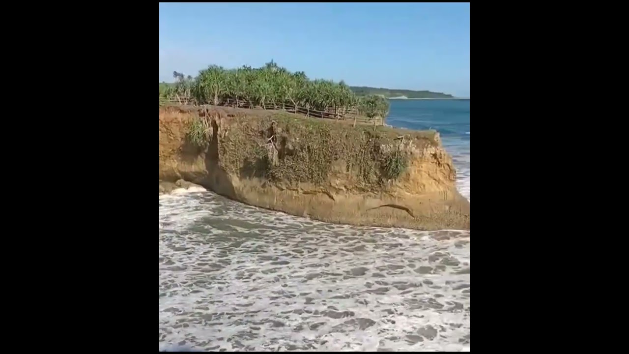 Pantai batu pengantin