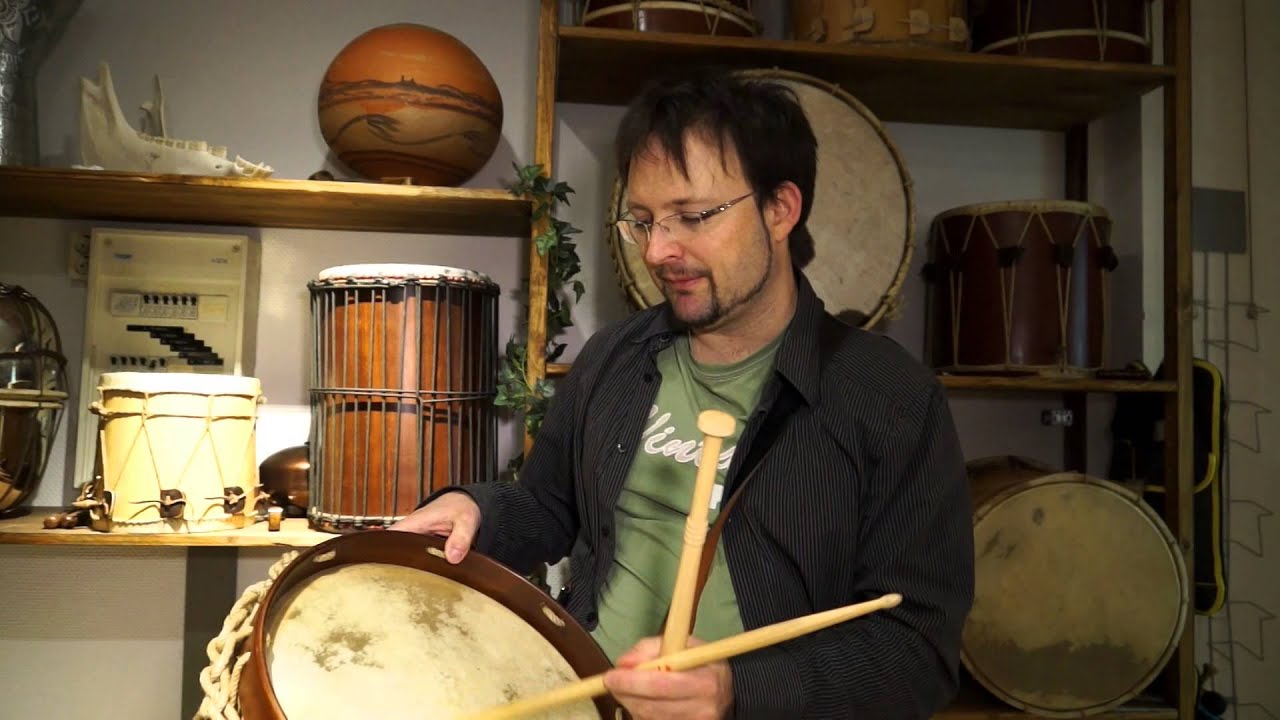 sticks for historical drums w. natural skins