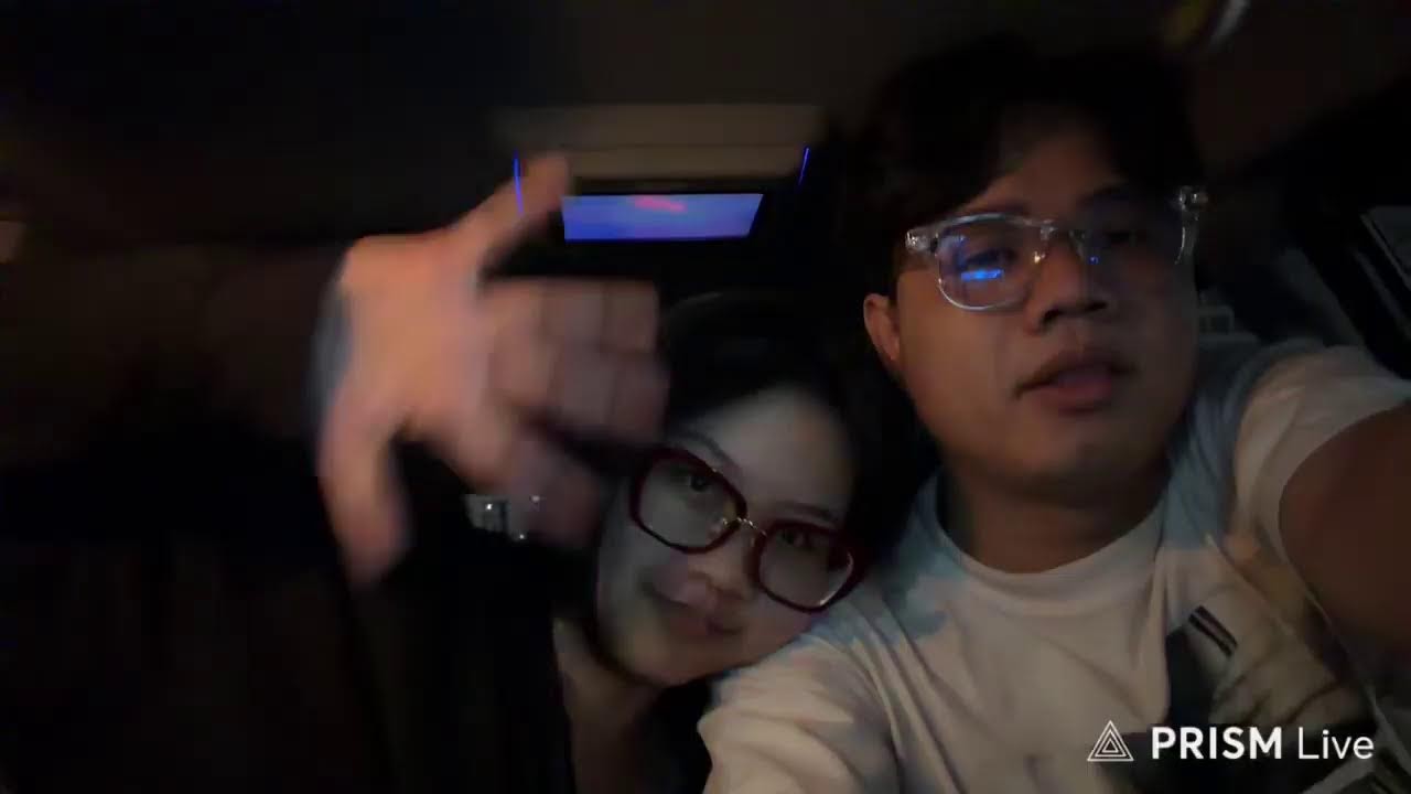 Live streaming of y0upi
