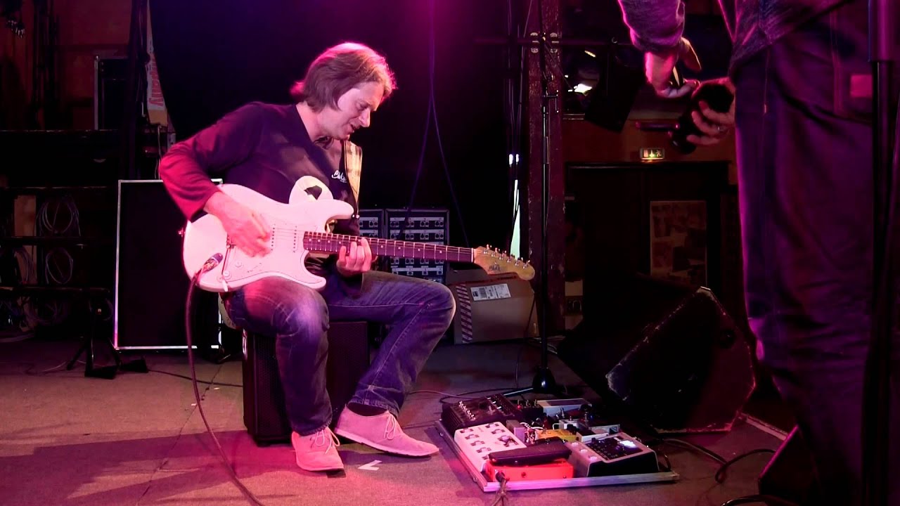 Thomas Blug erklärt sein BluGuitar Amp1 Gitarrensystem