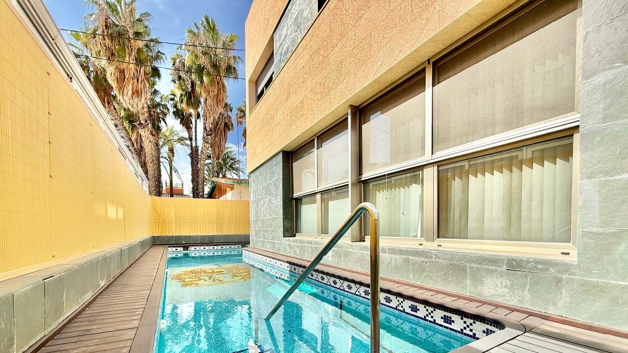 Chalet en venta en Lo Pagán. Se vende casa con piscina en San Pedro del Pinatar 