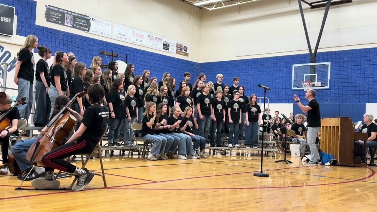 Hand clapping choir song
