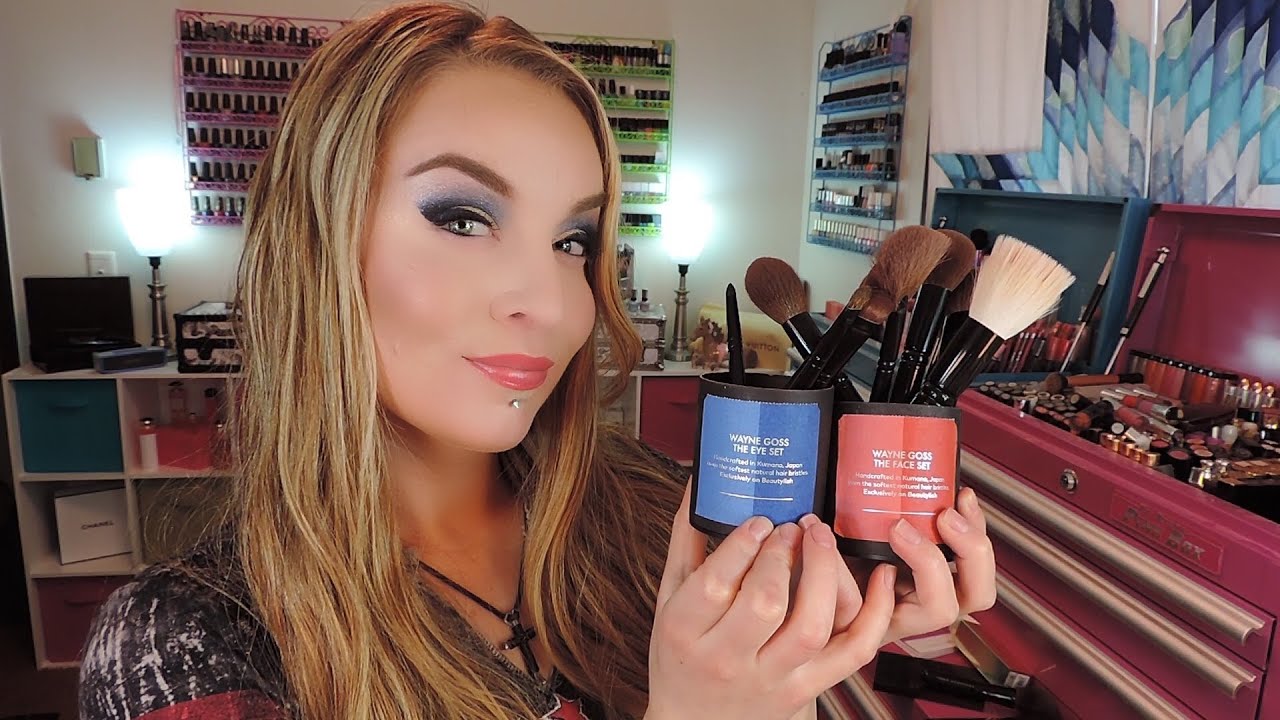 Review : Wayne Goss : The Face Set & The Eye Set