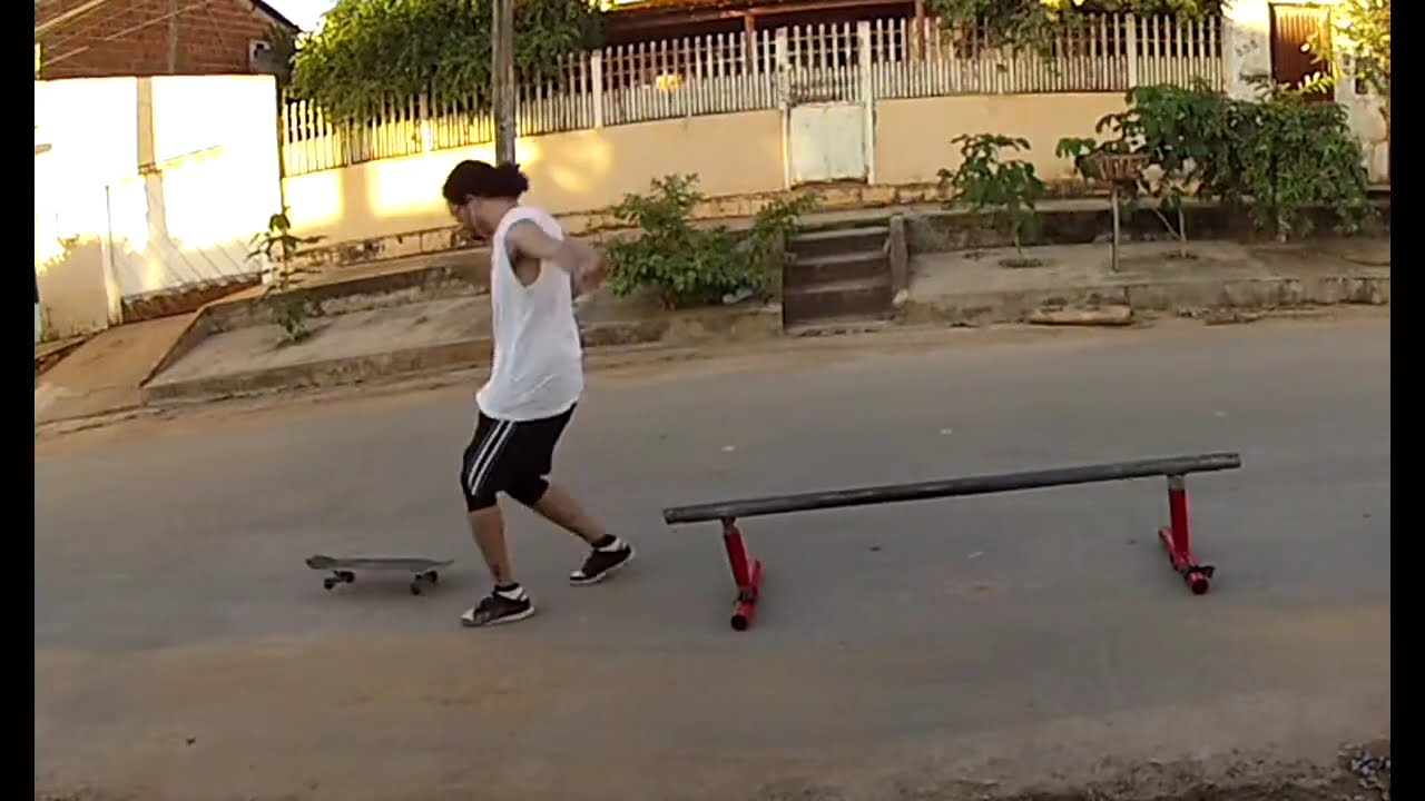Muita Marreta: Skate no Park, Dentro e na Porta de Casa!!