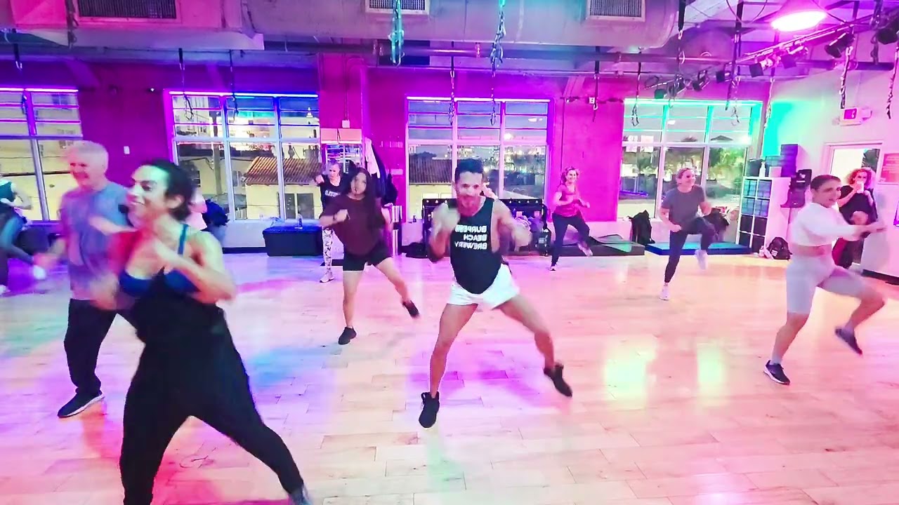 WTF (Where They From) [feat. Pharrell Williams] Missy Elliott - dancing 29 ene 2026