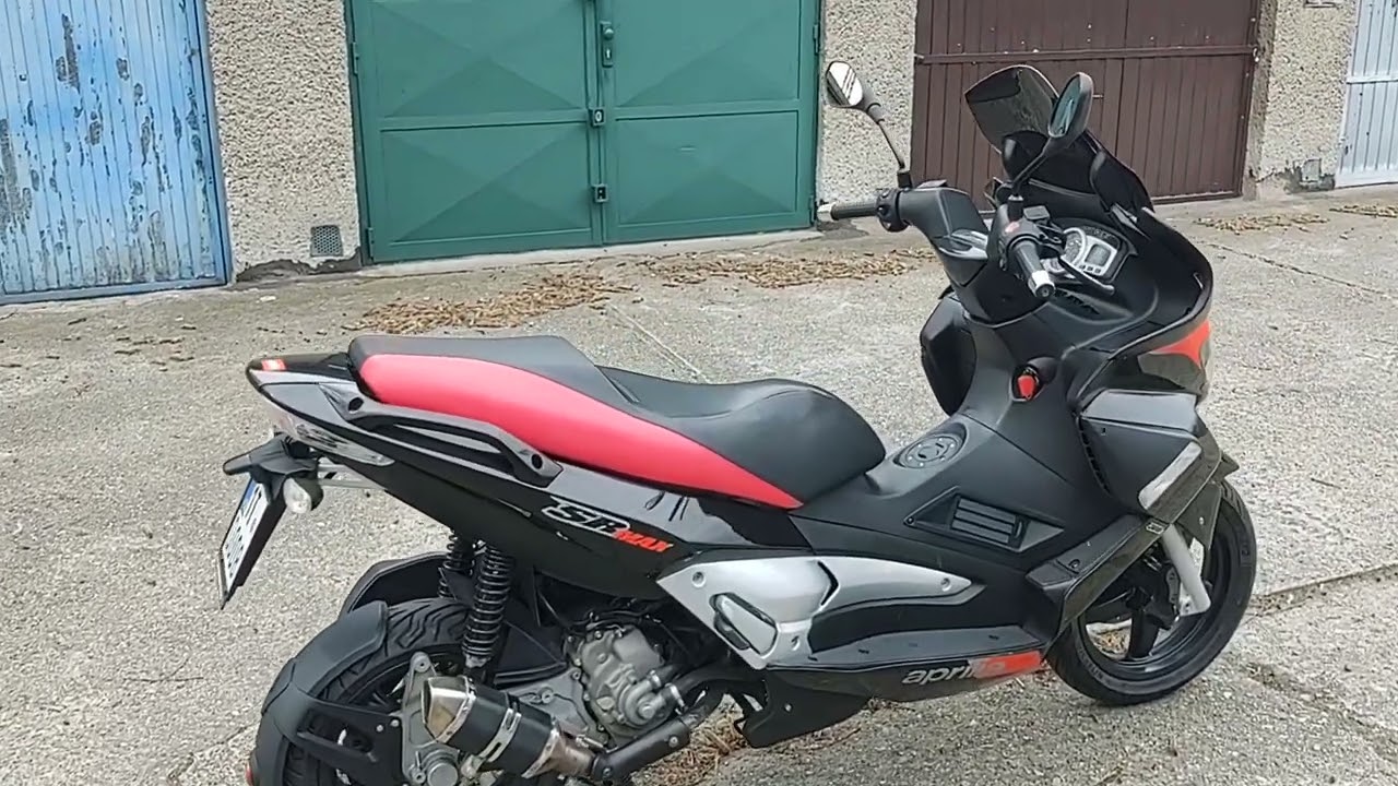 Aprilia SR MAX 300