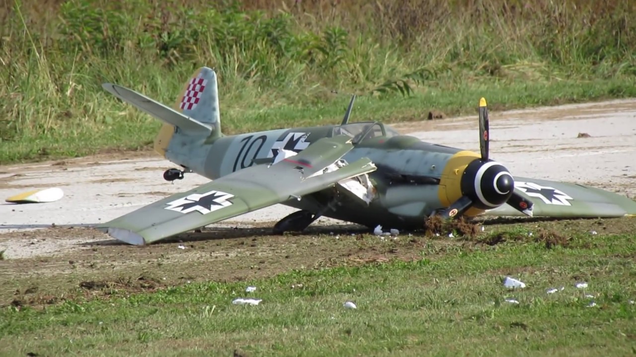 RC Messerschmitt Bf 109 crash