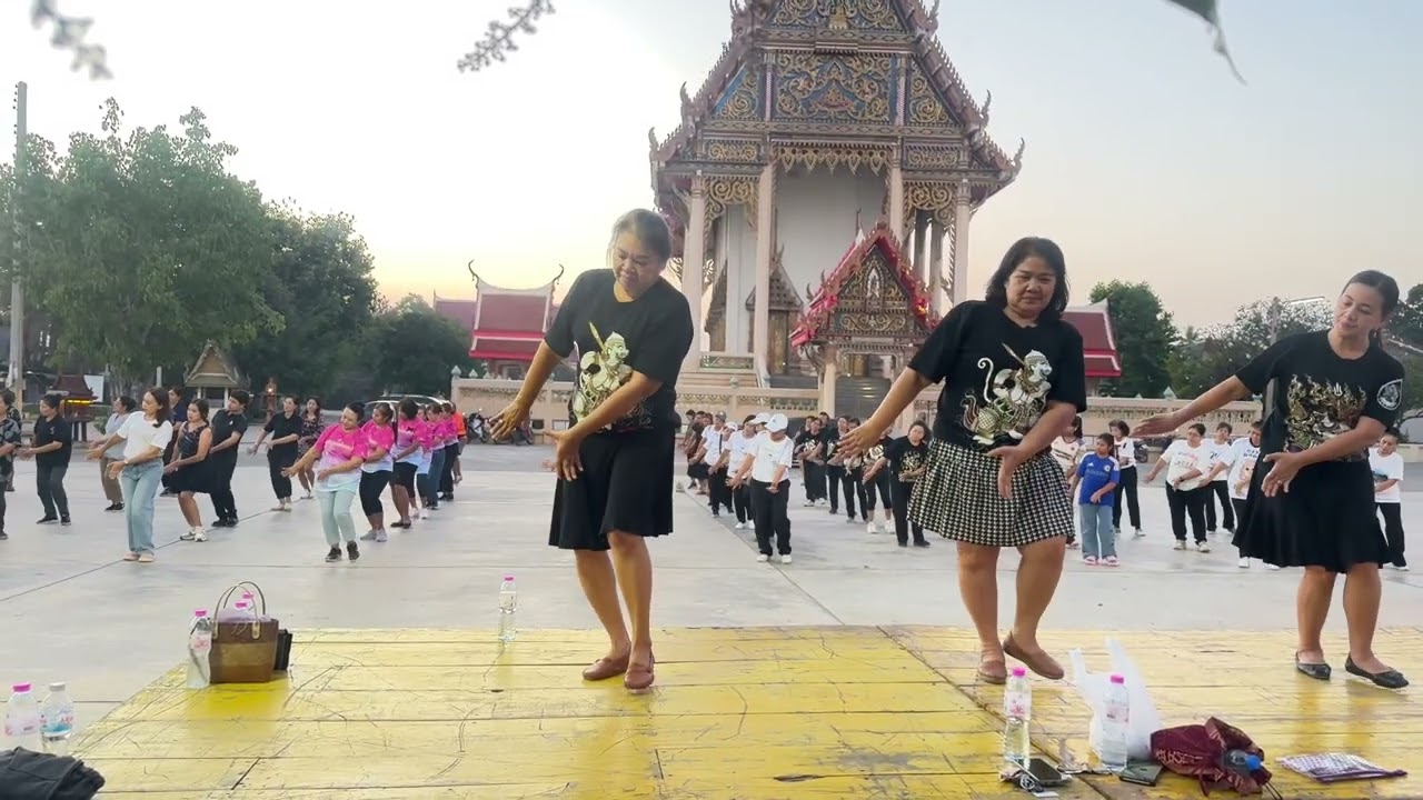 เพลงไหว้ครูบูชาคุณ ครูอ้อย