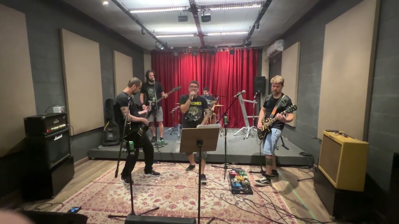 Mot&ouml;rhead - Rock Out (cover)