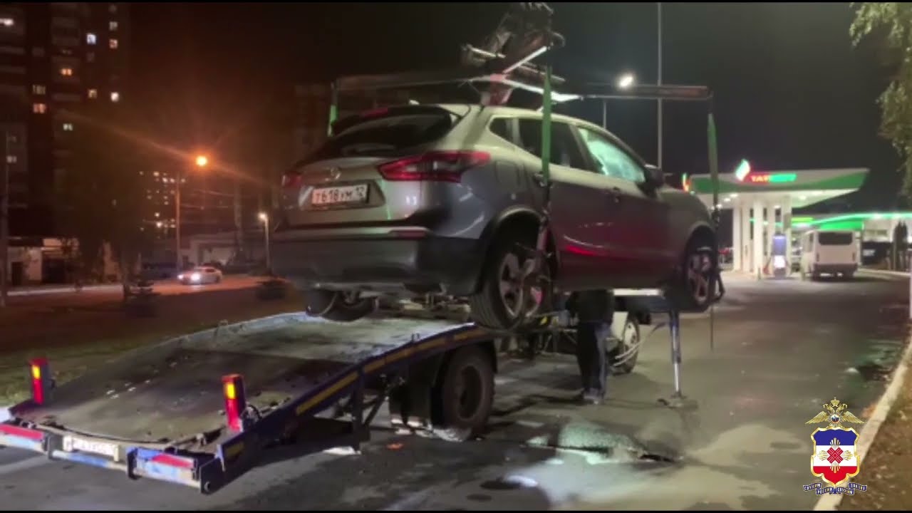 В Йошкар-Оле задержан злостный нарушитель ПДД, перевозивший в машине без автокресел четырёх детей