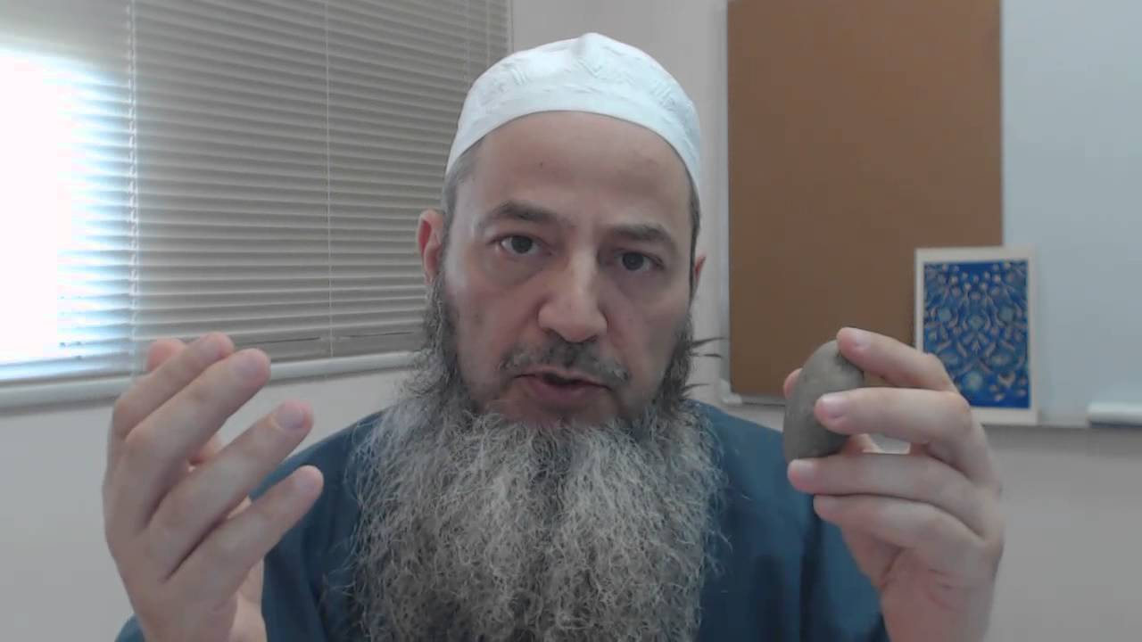 Tayammum for the bedridden using a stone - Maliki madhhab - Shaykh Gibril Fouad Haddad