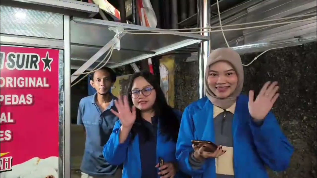 Mahasiswa BSI Mewawancarai Pedagang Kaki Lima | Tugas Project Based Learning 2 Manajemen