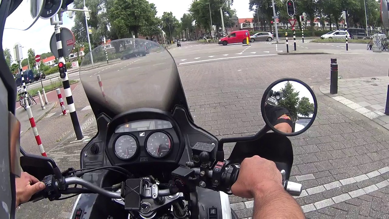 test rit honda varadero 1000