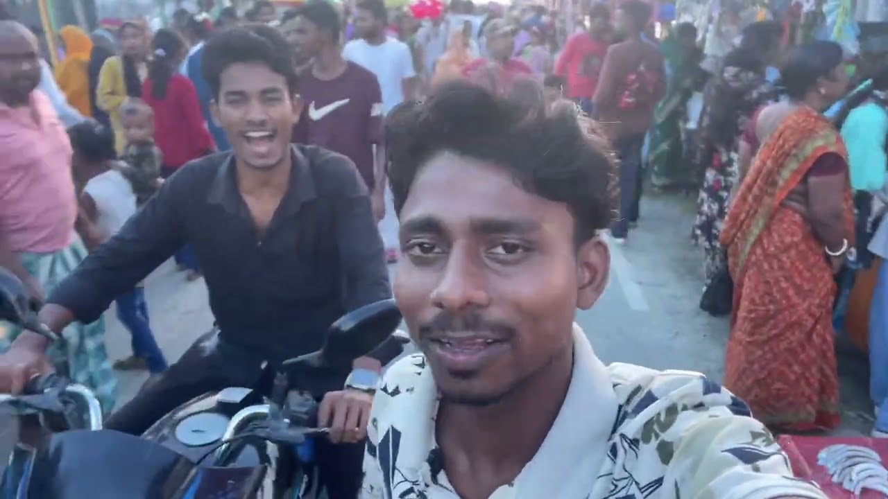 मेला ब्लॉगिंग!@Tousircomedy                         #youareoneofakind 