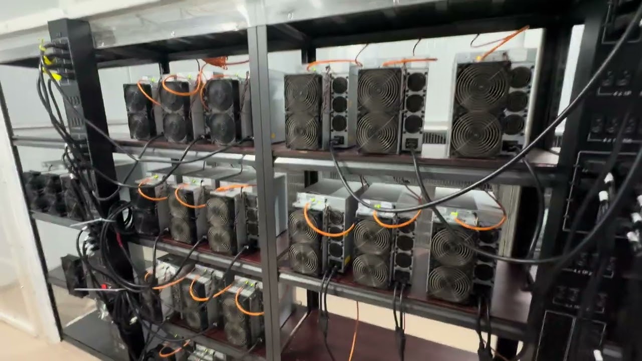 Inside a Bitcoin Mining Farm in 2026 ⚡ | Cyrus Miner Data Center