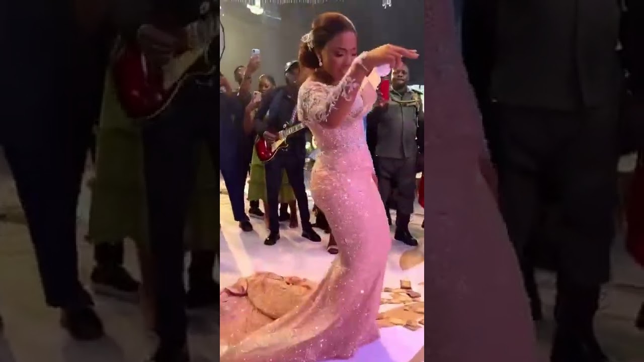 mercy Chinwo beautiful reception dress