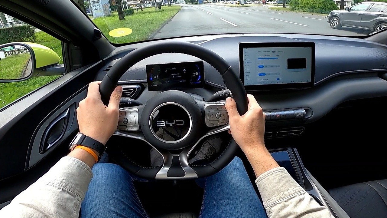 2025 BYD Doplhin Surf [43,2 kWh, 115 kw] POV Test drive | EU Premiere | Full-in depth review CARiNIK