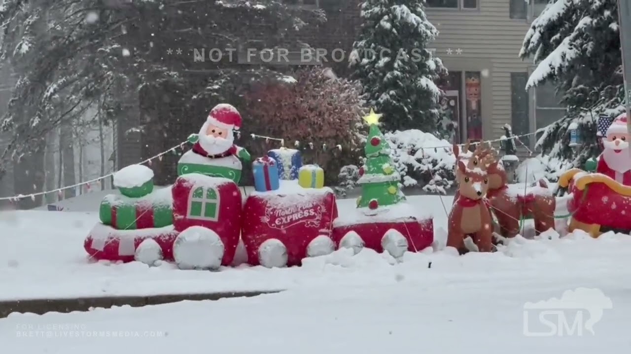 11-29-2024 Mentor, OH - Lake Effect Snow Band and Crews Treating Roads