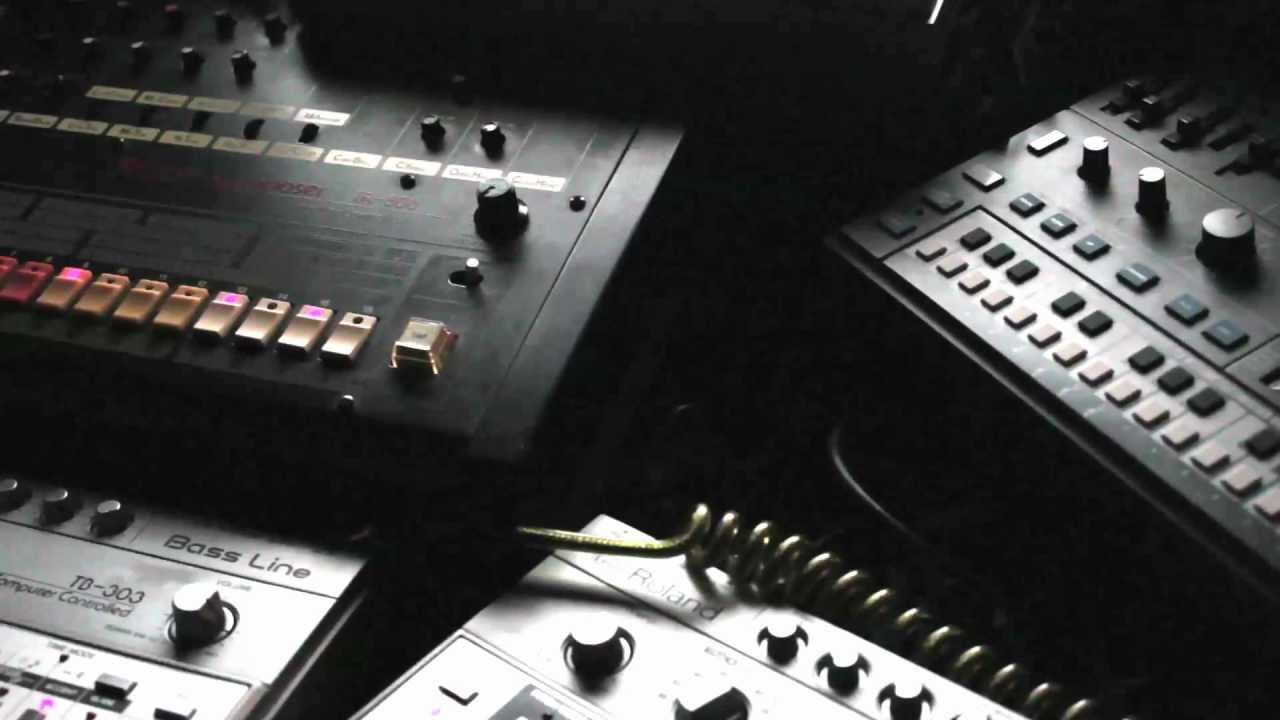 TM404 - 202/303/303/303/808