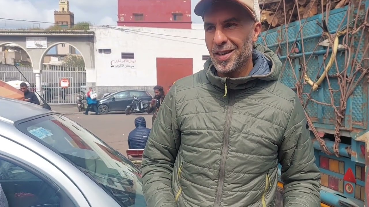 جولة في سوق القريعة للطيور مع أتمن فرجة ممتعة متنساوش ابوني فضلا وليس أمرا وشكرا للجميع 