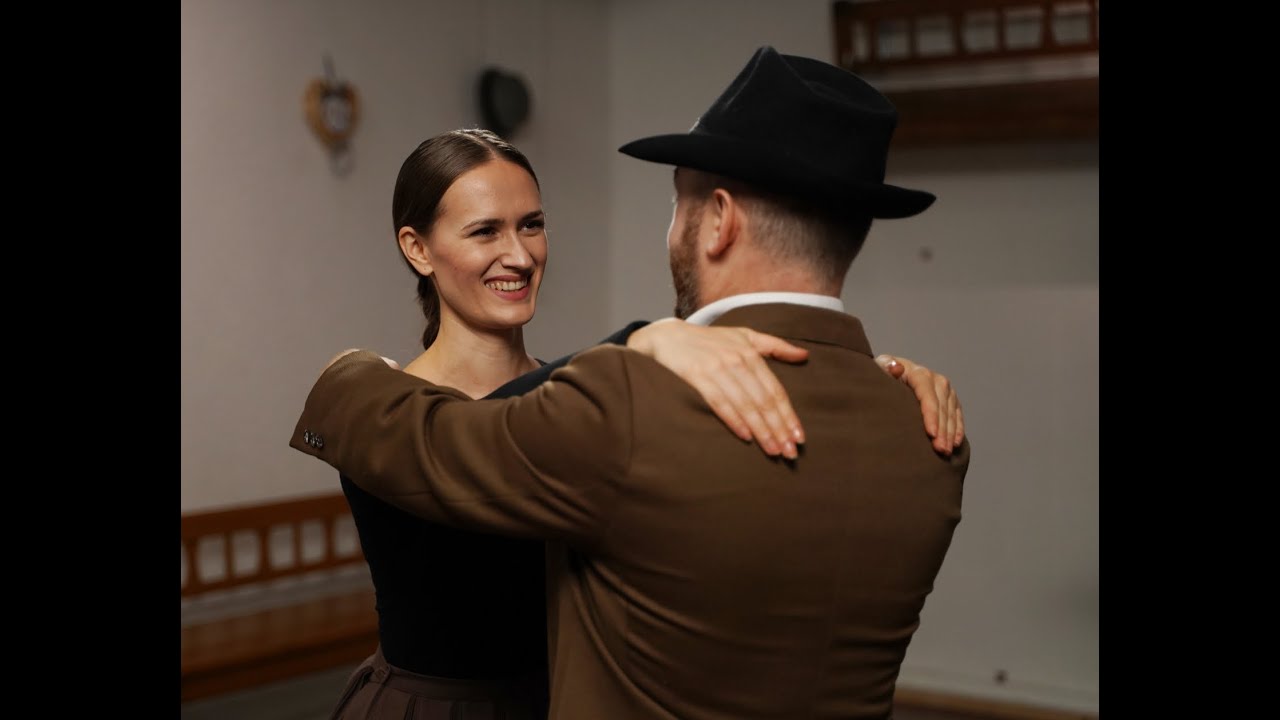 KOŠULENKA tanečné kurzy - Krucena z Raslavíc