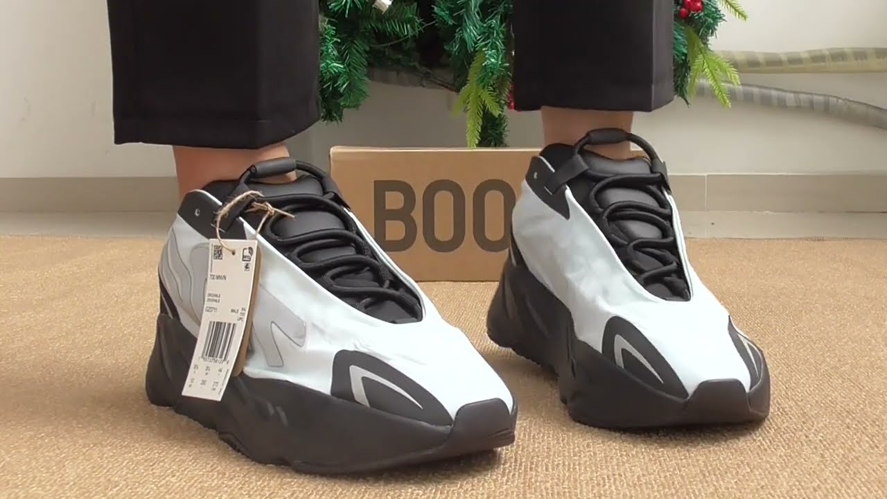 PK GOD Yeezy Boost 700 MNVN Blue Tint On Foot Review
