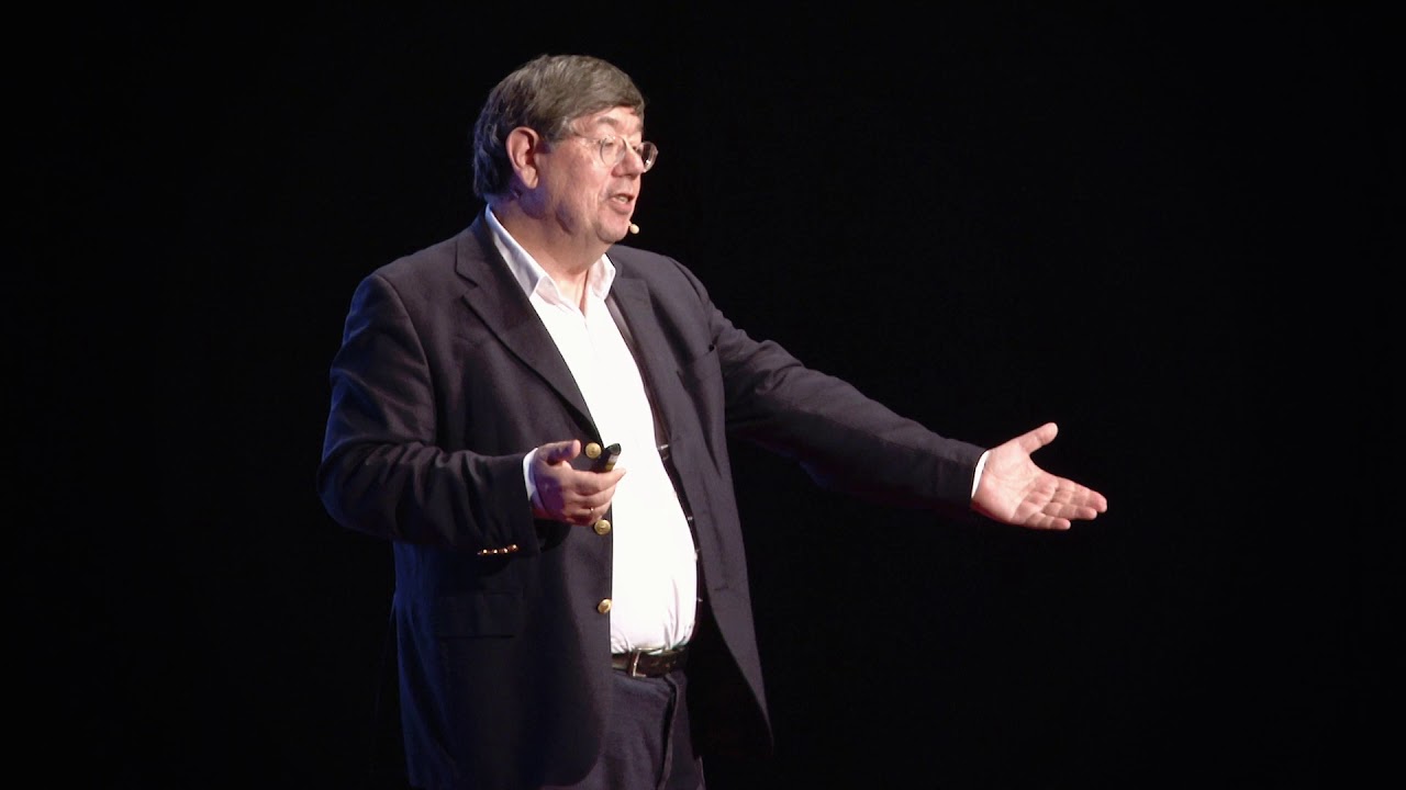 O papel do papel: passado e futuro das bibliotecas | Carlos Fiolhais | TEDxAveiro