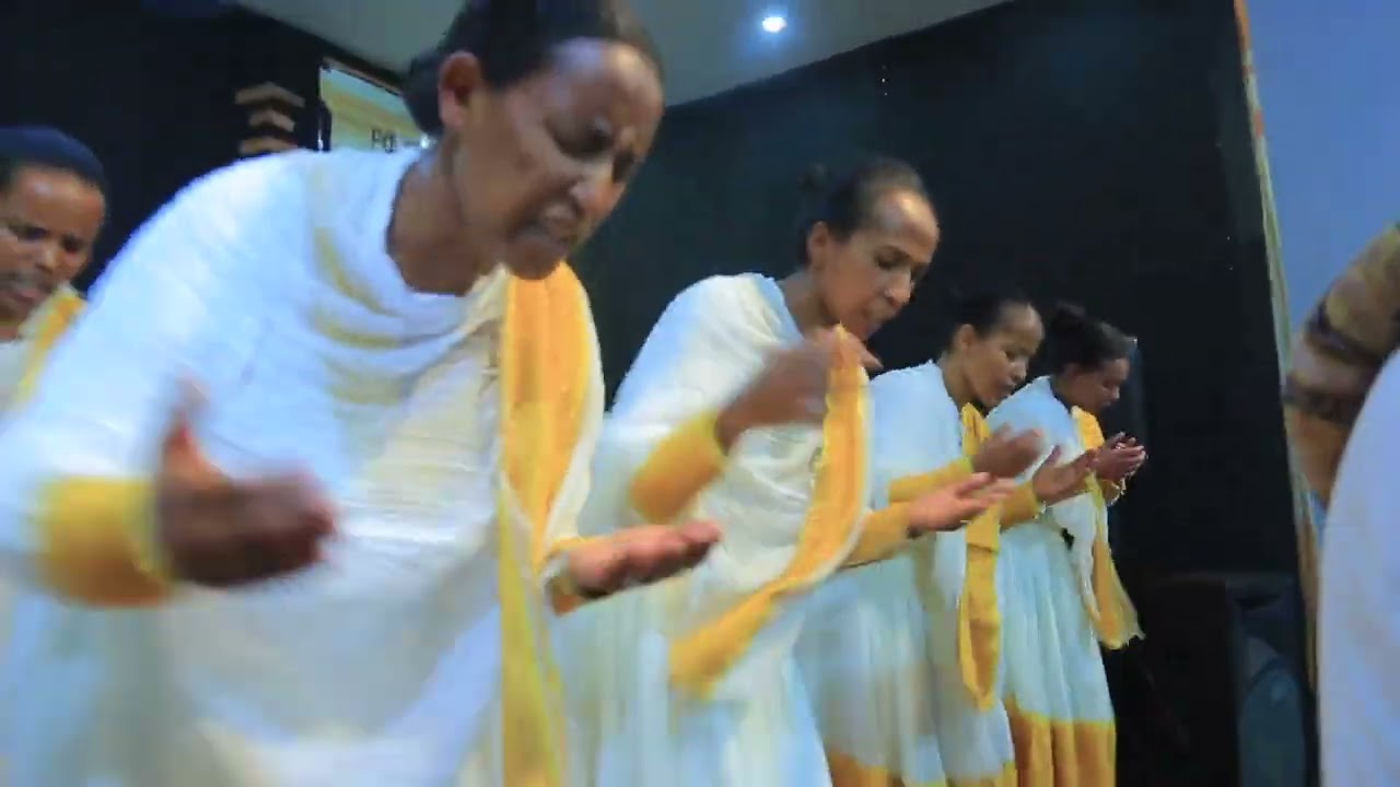 ድንቅ የአምልኮ ጊዜ ከቀጠና ሁለት ሙልወንጌል ሽብሸባ ኳይሮች ጋር