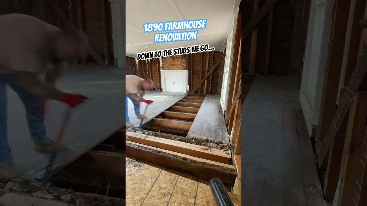 Pulling up 1&rdquo; thick old growth pine flooring #farmhouse #diy #renovation #construction
