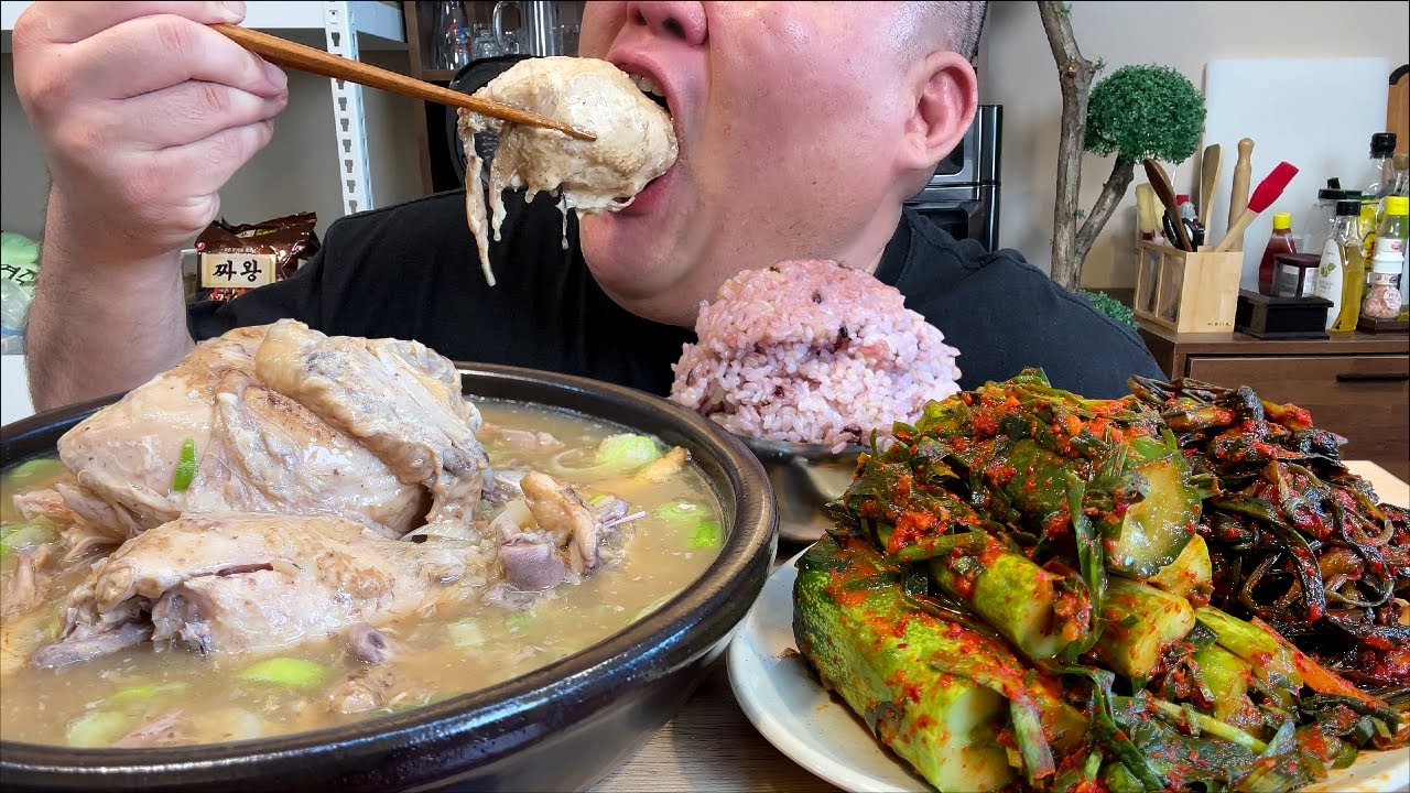 몸이 허약해서 몸 보신 했습니다. 한방삼계탕+고들빼기김치+오이소박이 보신먹방 MUKBANG