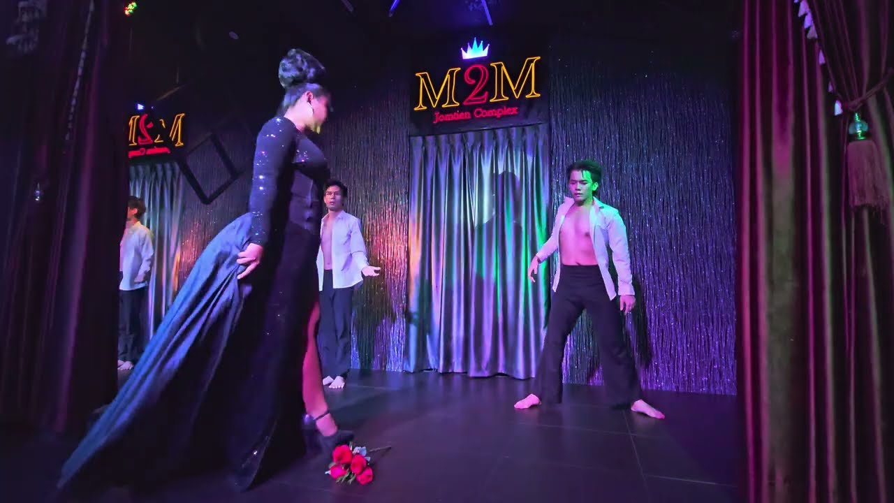 M2M bar Pattaya (05/20) Ladyboy &  Gay show in Jomtien Complex 23/July/2024