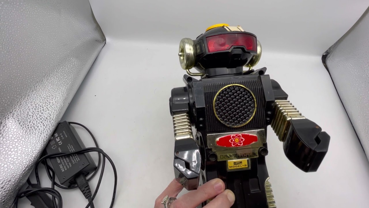 Vintage Tommy The Atomic Robot Toy Hong Kong How does it work? Broken Parts or Repair