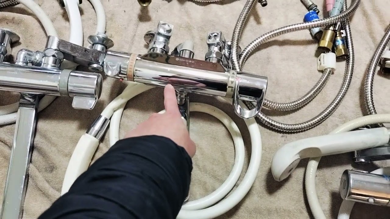 Sen tắm, vòi rửa bát Toto Nhật Bãi/ VietPhu zalo 0977262782