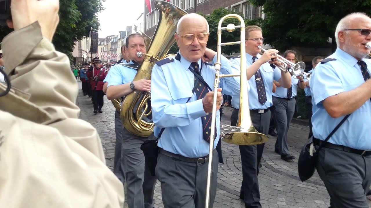 BFK Neuss-Furth Schützenfest Düsseldorf 2014 Aufmarsch Parade