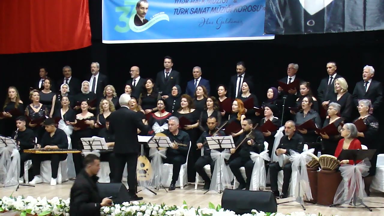 01- Kapıldım Gidiyorum Bahtımın Rüzgarına - KORO.
