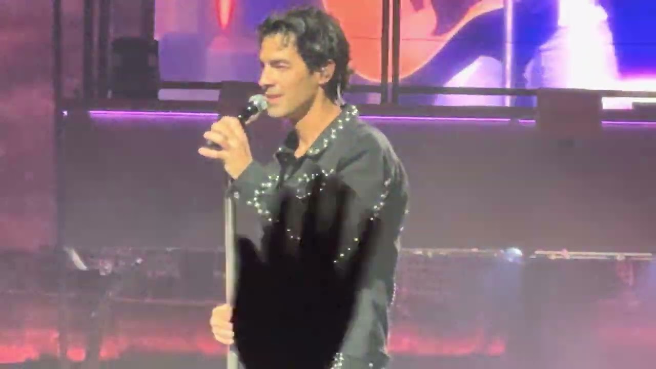 Jonas Brothers Love me to Heaven live Moda Center PORTLAND OR