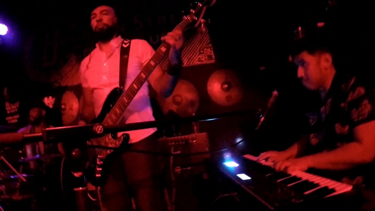 UpTown Funk - Bruno Mars Cover Live