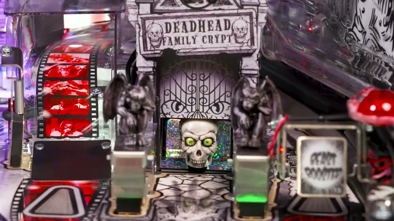 Stern Elvira's House of Horrors Blood Red Kiss Edition Game Trailer Pinball Pro