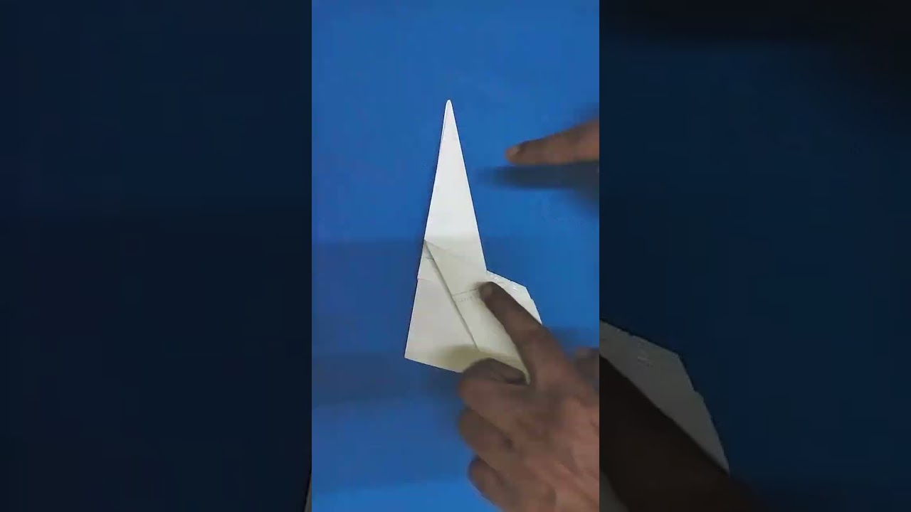 Big Bull Fighter Paper Plane #shorts #shortsvideo #paperaeroplane