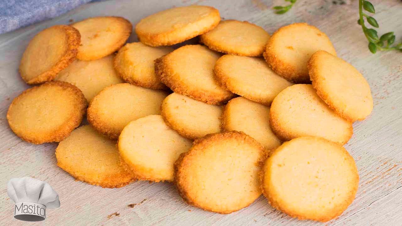 Galletas de mantequilla en pocos minutos y con 4 ingredientes. Muy faciles