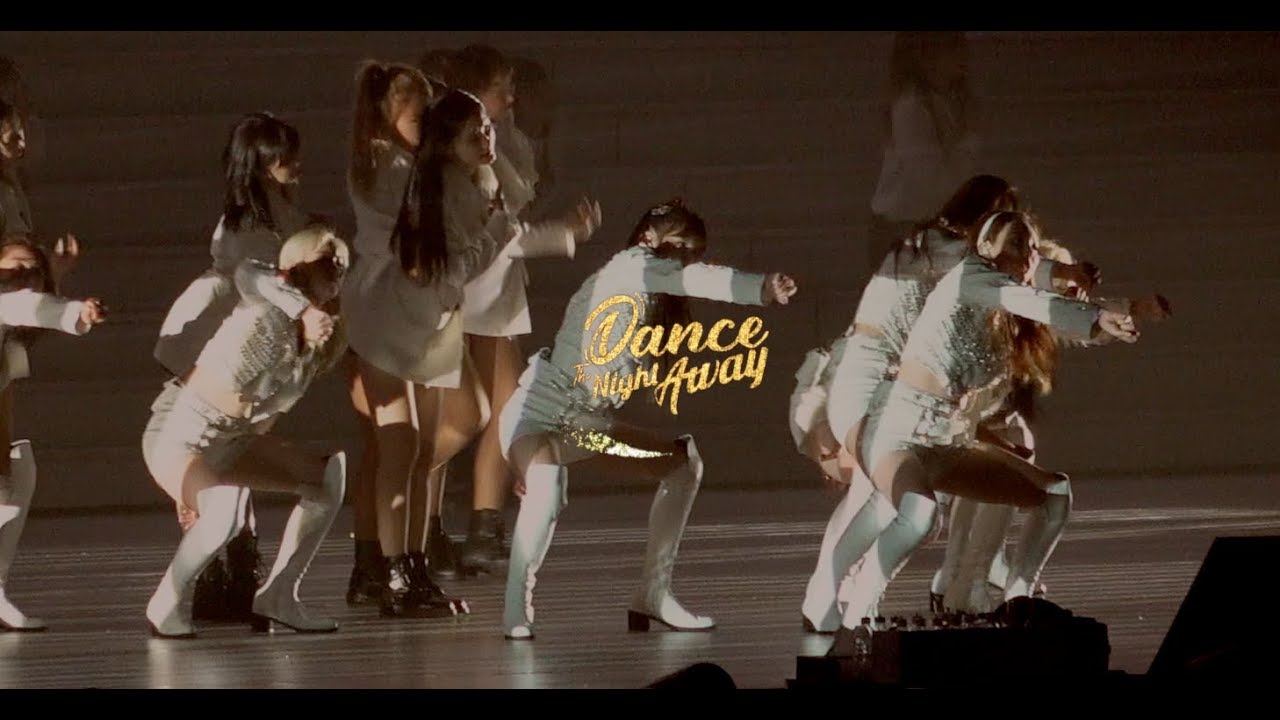 190406 트와이스 돔투어 나고야 댄스더나잇어웨이 모모직캠 TWICE DOME TOUR NAGOYA Dance The Night Away Remix ver (focus MOMO)