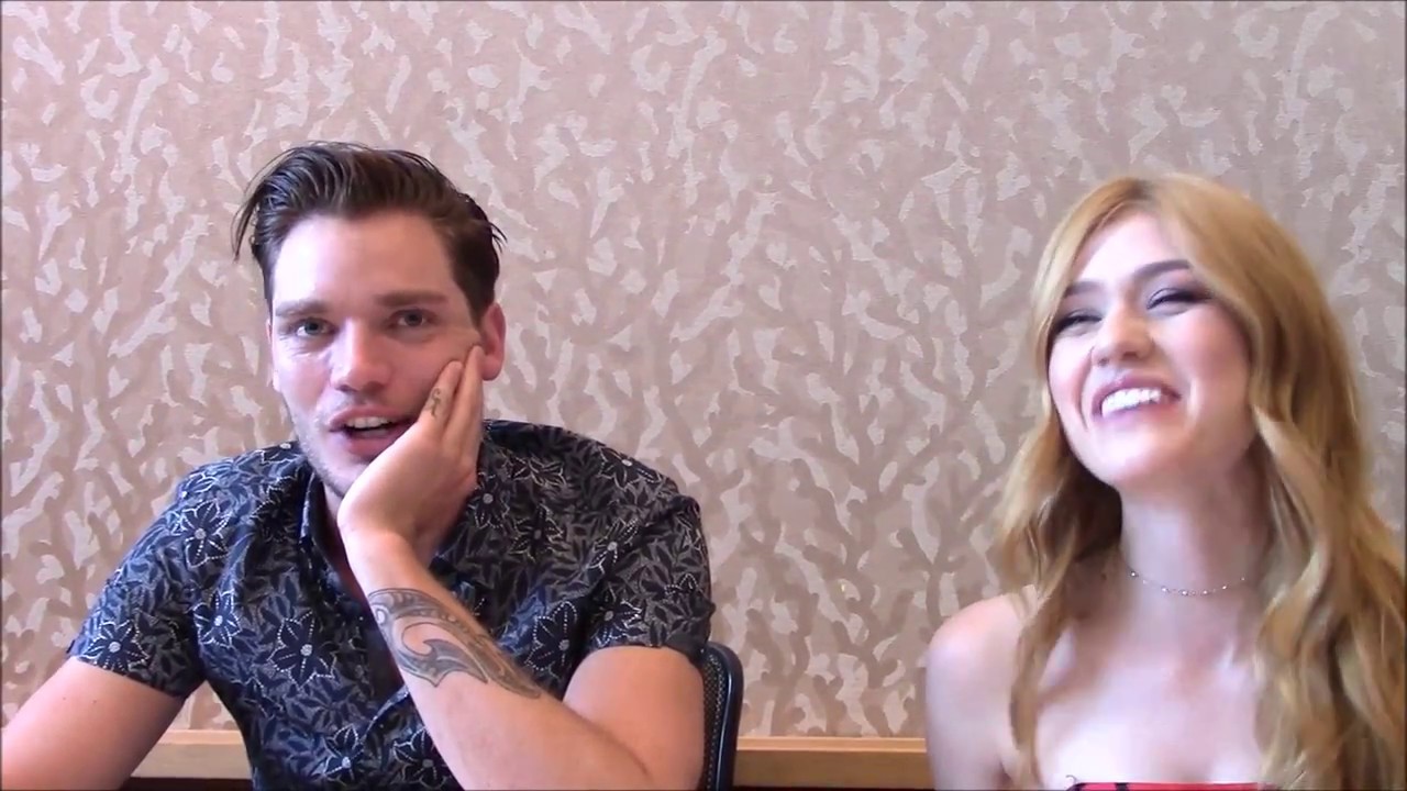 Shadowhunters - Katherine McNamara, Dominic Sherwood Interview Season 2 (Comic Con)
